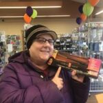 a client hold a product